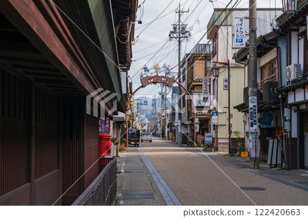 Old townscape of Gujo Hachiman <Gujo City, Gifu Prefecture> 122420663