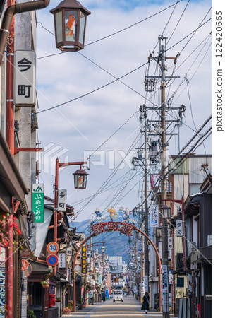 Old townscape of Gujo Hachiman <Gujo City, Gifu Prefecture> 122420665