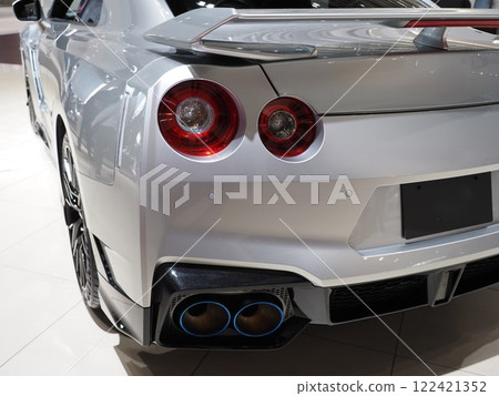 Nissan Skyline GT-R 122421352