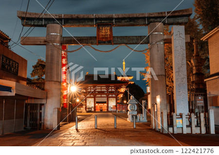 入口的夜晚 122421776