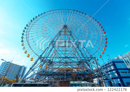 Ferris wheel 122422176