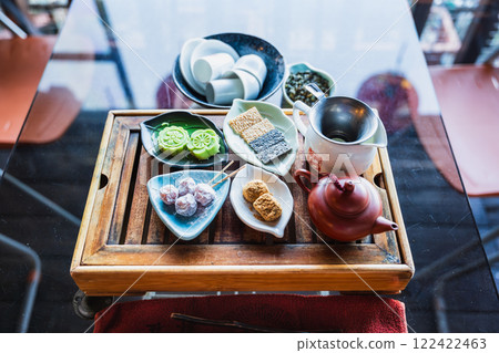 Tea and sweets at Amei Teahouse in Jiufen 122422463