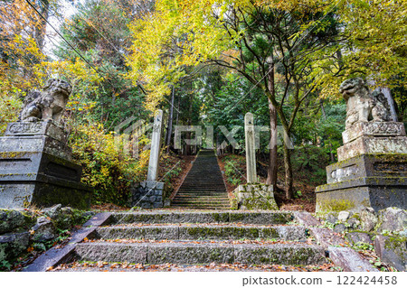 若狹神社的守護犬和石階 122424458