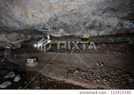 Sainokawara River in Kagekiyo Cave 122425140
