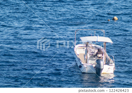 沖繩恩納村青之洞窟附近的浮潛體驗 沖繩恩納村青之洞窟附近的浮潛體驗 122426423