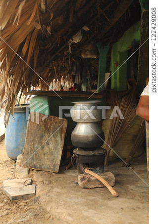 Dishes at rural kitchen India 122429008