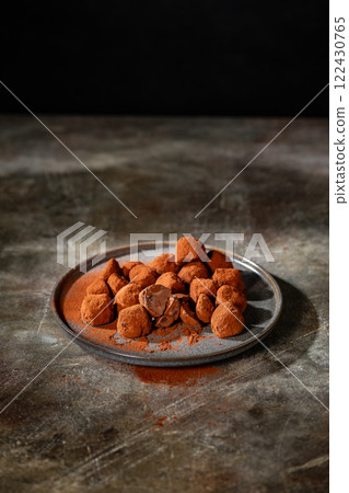 chocolate, truffle, truffles 122430765