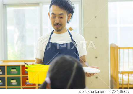 美術課-美術老師形象 122436892