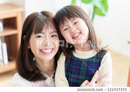 Mother and girl portrait Mother and girl portrait 122437355