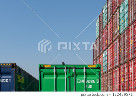 Marine container 122439571