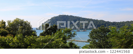 Bangbao Bay and tropical forest at the coast of Ko Chang, Thailand. 122441568