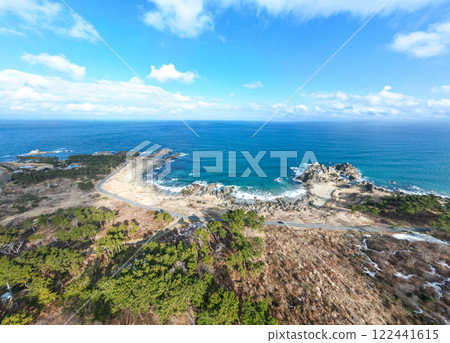 Aerial photography of Nakasuka Coast in Aomori Prefecture using a drone - Tanesashi Coast in winter 122441615
