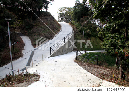 Scenery of the walking course at Enmei Park, Omuta City, Fukuoka Prefecture 122442901