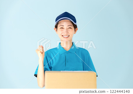 女人、送貨、行李 122444140