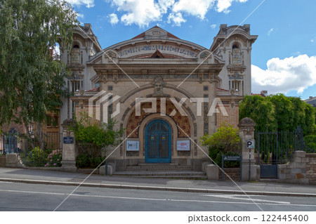 The swimming pool Saint-Georges in Rennes 122445400