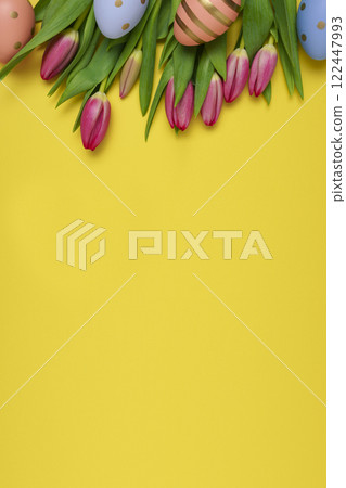 Easter background with eggs and flowers 122447993