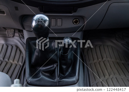Transfer lever for shifting up and down gears and differential lock in an off-road truck car Transfer lever for shifting up and down gears and differential lock in an off-road truck car 122448417