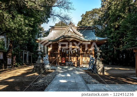 茨城縣伊勢神宮，又稱豐受光大神宮的禮拜殿 122451236