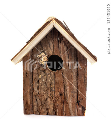 bird nest house 122451960