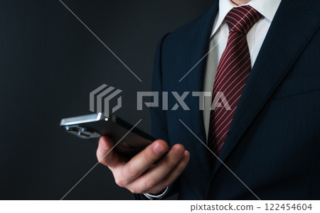 穿著西裝的商人 122454604