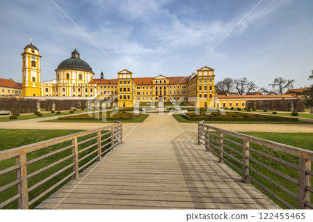 Jaromerice nad Rokytnou Castle with Church of Saint Margaret the Virgin, the Vysocina region of Czech Republic, Europe. Jaromerice nad Rokytnou Castle with Church of Saint Margaret the Virgin, the Vysocina region of Czech Republic, Europe. 122455465