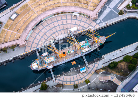 Yokohama cityscape in Japan, overlooking Sakuragicho Station and the Nippon Maru (January 19, 2025) 122456466