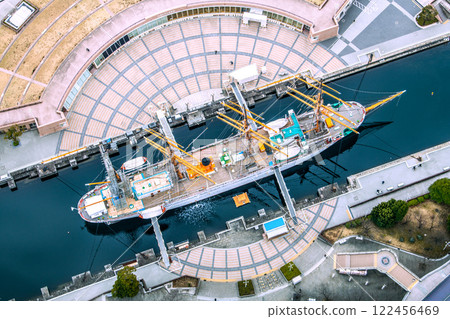 日本橫濱城市景觀，俯瞰櫻木町站和日本丸（2025 年 1 月 19 日） 122456469