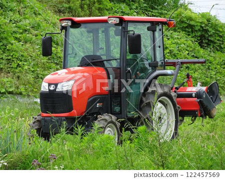 Kubota Tractor Kubota Tractor 122457569