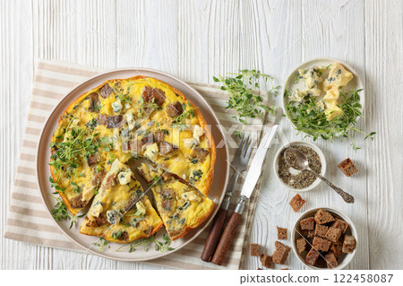 omelette with blue cheese, rye croutons and thyme omelette with blue cheese, rye croutons and thyme 122458087