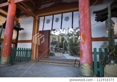 今宮神社 - 從樓門俯瞰神社內部 122458373