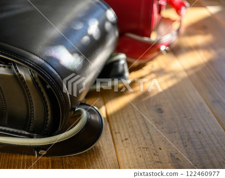 一個書包 122460977