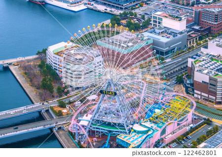 日本橫濱城市景觀，1 月 19 日。摩天輪等景點的景觀（令和7年） 122462801