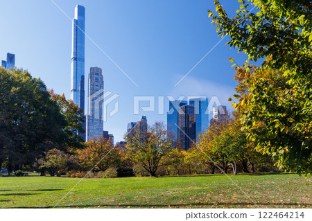 Central Park in New York City on a sunny autumn 122464214