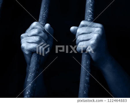 The man in the jail 122464883