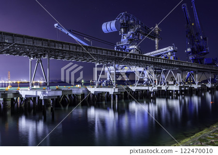 Tamashima Harbor Island Zennoh Silo Mechanical ship unloader and loading conveyor Kurashiki City, Okayama Prefecture Tamashima Harbor Island Zennoh Silo Mechanical ship unloader and loading conveyor Kurashiki City, Okayama Prefecture 122470010