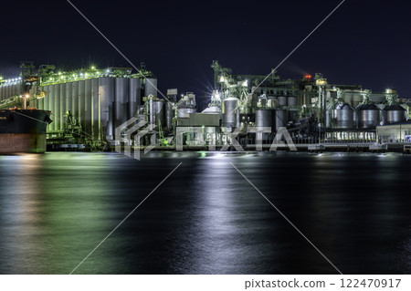 Night view of Mizushima Port Grain Combinat, Pacific Grain Center, Silo, Kurashiki City, Okayama Prefecture Night view of Mizushima Port Grain Combinat, Pacific Grain Center, Silo, Kurashiki City, Okayama Prefecture 122470917