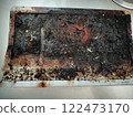 Oil soiling 122473170