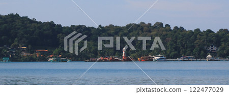 Small lighthouse and pier in Bangbao, Koh Chang, Thailand. 122477029