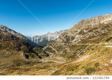 Mountain landscape at Susten Pass in the Swiss Alps, Canton of Bern, Switzerland Mountain landscape at Susten Pass in the Swiss Alps, Canton of Bern, Switzerland 122481794