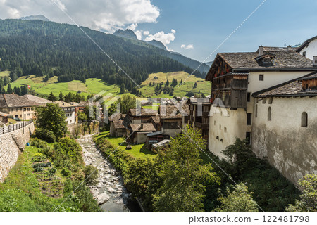 Spluegen, a typical swiss alpine village with historic buildings, Canton of Grisons, Switzerland Spluegen, a typical swiss alpine village with historic buildings, Canton of Grisons, Switzerland 122481798