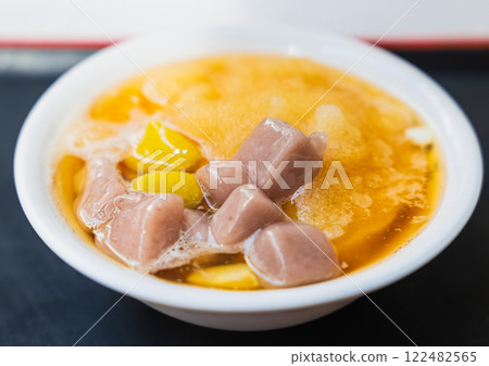 Taiwanese sweets: taro ball and douhua Taiwanese sweets: taro ball and douhua 122482565
