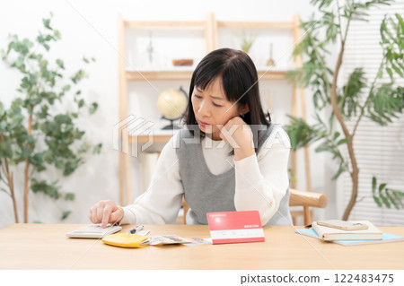 女性長者生活計劃 122483475