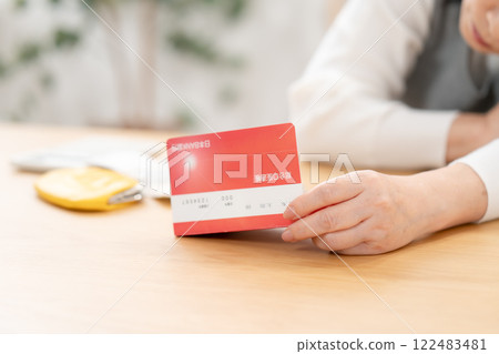 Female senior life plan hand 122483481