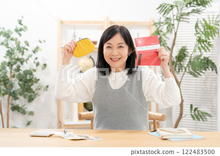 高級女性生活計畫微笑 122483500