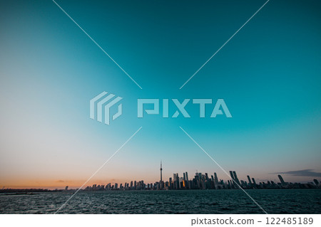 Toronto sunrise view Toronto sunrise view 122485189