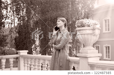 Pretty girl in the park 122487385