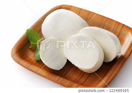 Mozzarella cheese Mozzarella cheese 122489165