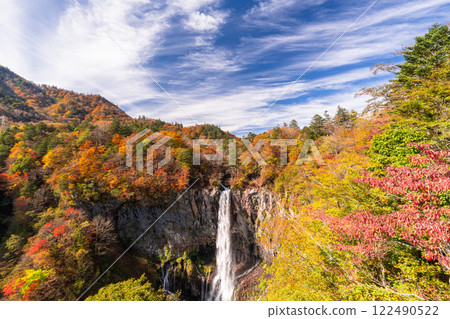 [Tochigi Prefecture] Kegon Falls in autumn leaves and Oku-Nikko natural scenery in autumn 122490522
