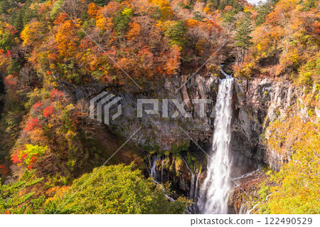 [Tochigi Prefecture] Kegon Falls in autumn leaves and Oku-Nikko natural scenery in autumn 122490529
