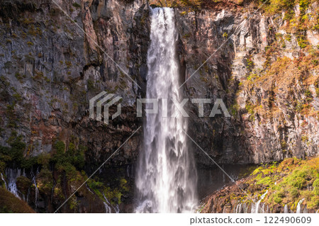 [栃木縣]紅葉華嚴瀑布與奧日光秋季自然風光 122490609